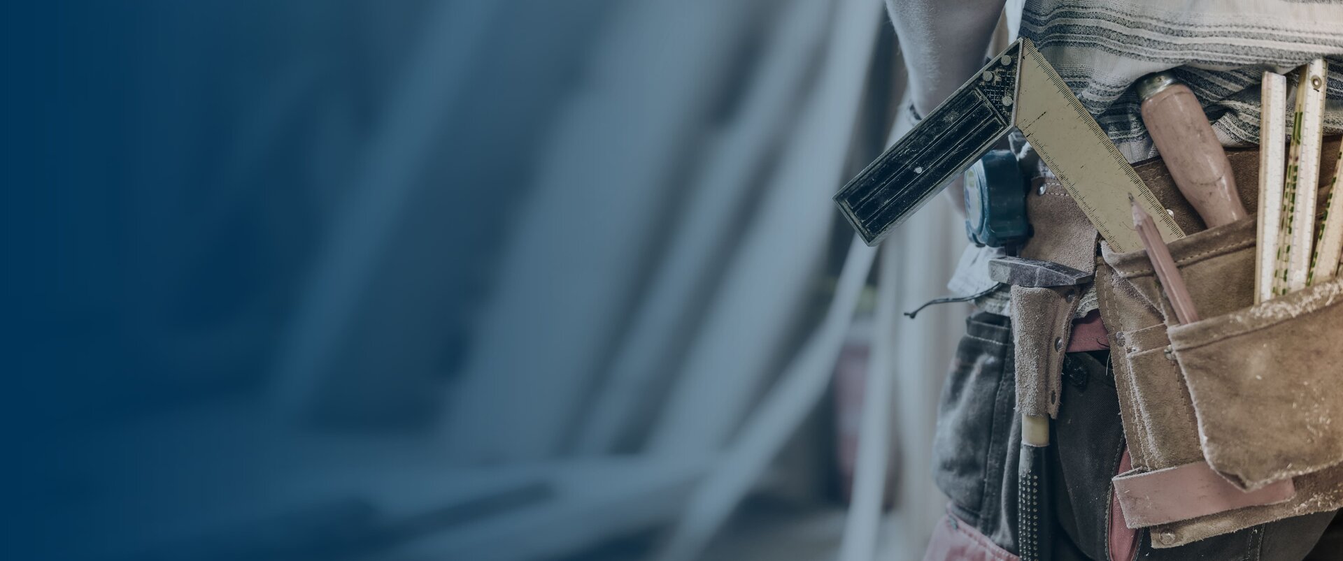 Handwerker mit Werkzeug